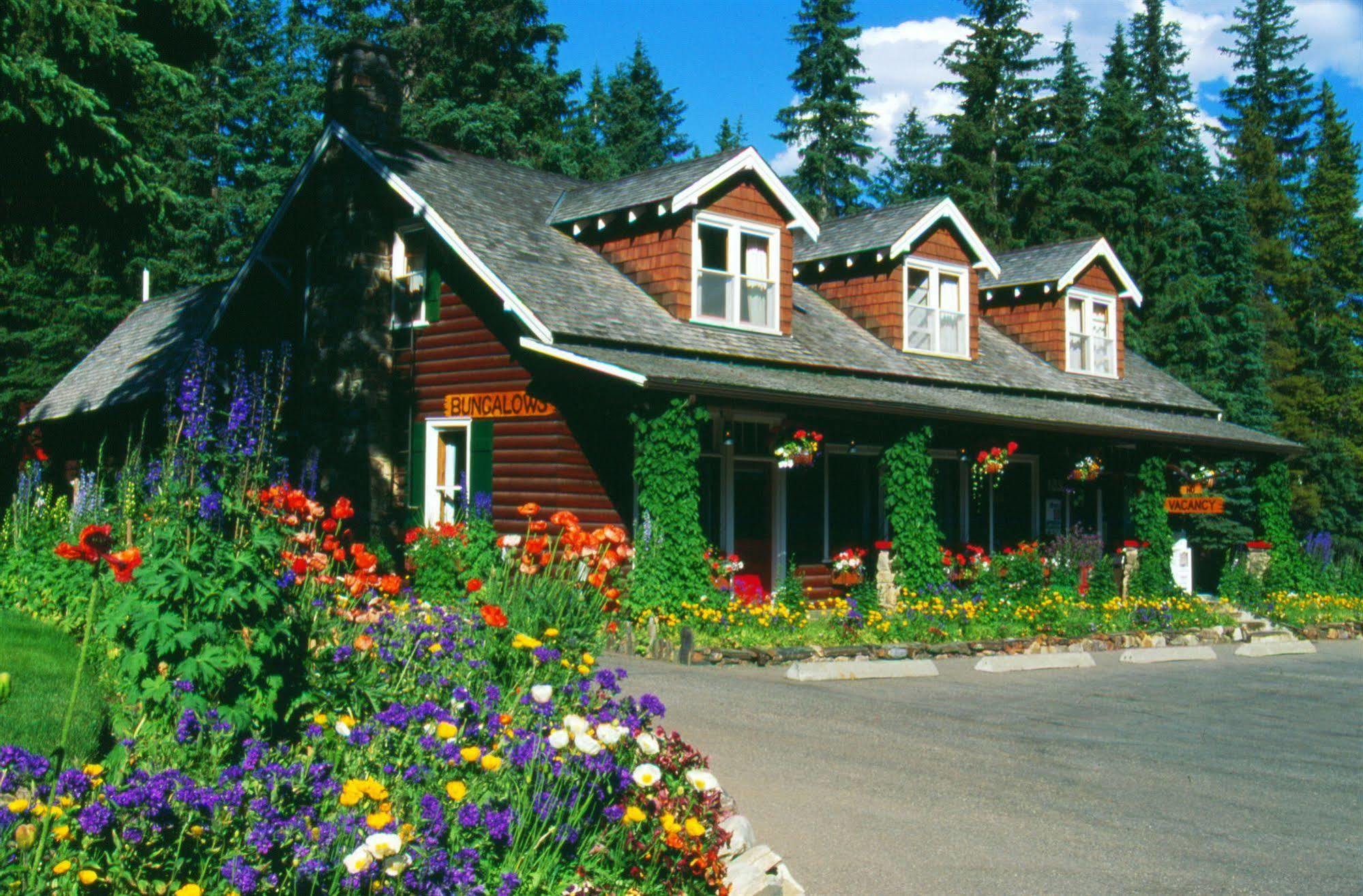 לייק לואיז Paradise Lodge And Bungalows מראה חיצוני תמונה